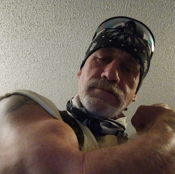 Meet your Posher, David - Picture 1 of 1